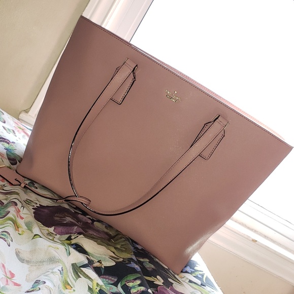 kate spade Handbags - Kate Spade Cameron Street Medium Harmony